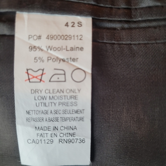 Calvin Klein Mens Black Wool Blend Suit Jacket Sz.42S - Picture 6 of 6